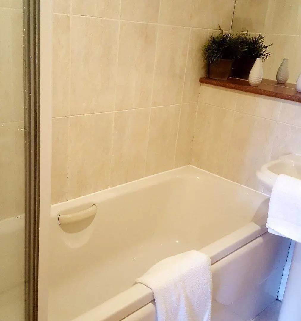 Tony Asga - Tony'S Apartment Heart Of Edinburgh City Centre Sleeps 2