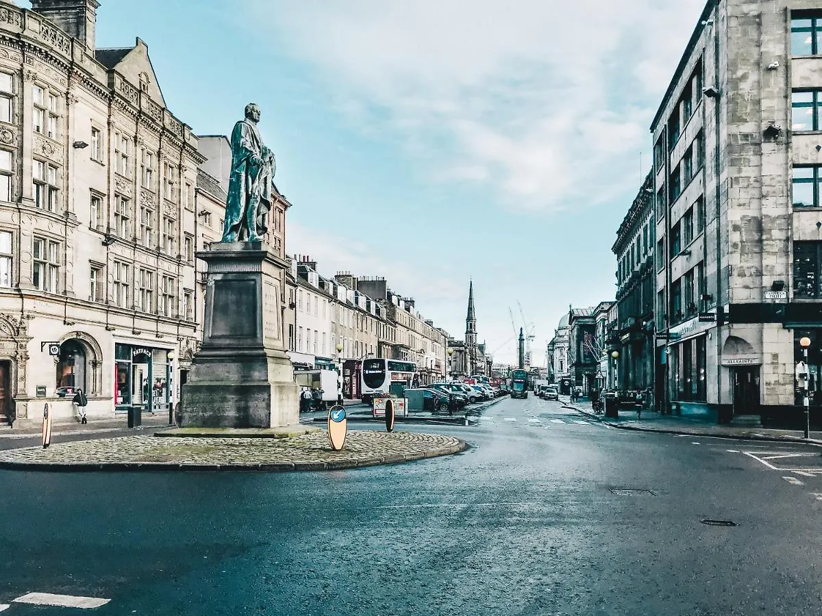Tony Asga - Tony'S Apartment Heart Of Edinburgh City Centre Sleeps 2 United Kingdom