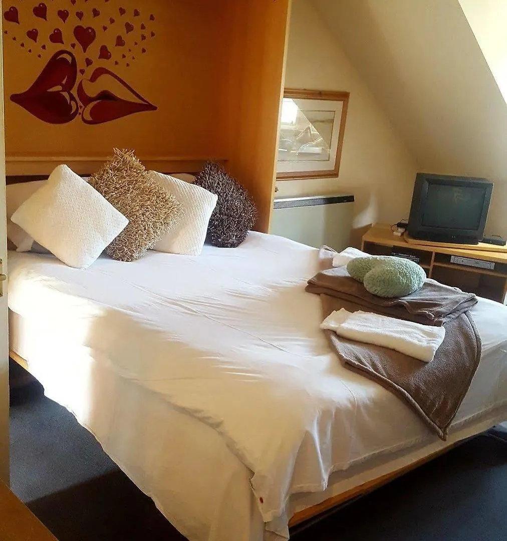 Tony Asga - Tony'S Apartment Heart Of Edinburgh City Centre Sleeps 2 United Kingdom