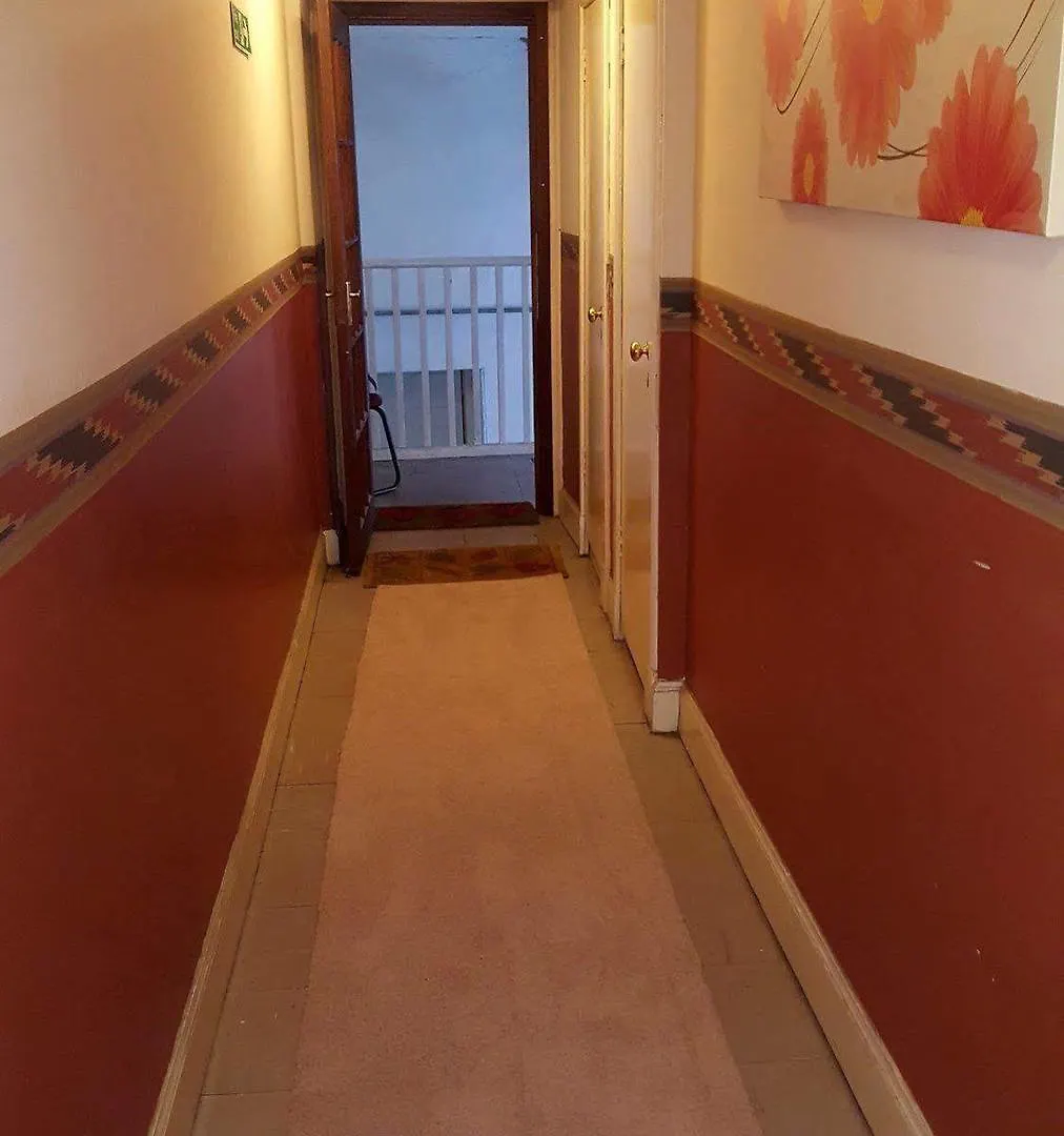 Tony Asga - Tony'S Apartment Heart Of Edinburgh City Centre Sleeps 2