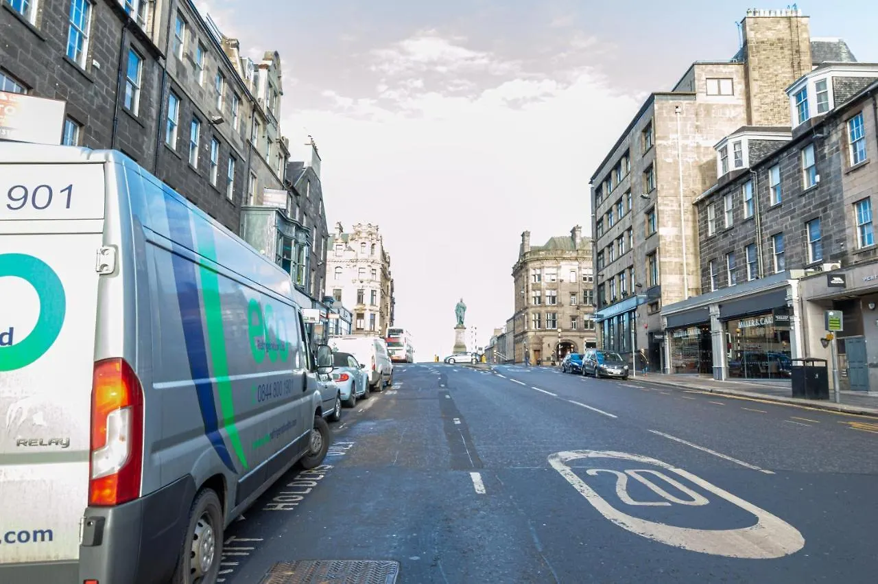Tony Asga - Tony'S Apartment Heart Of Edinburgh City Centre Sleeps 2 United Kingdom